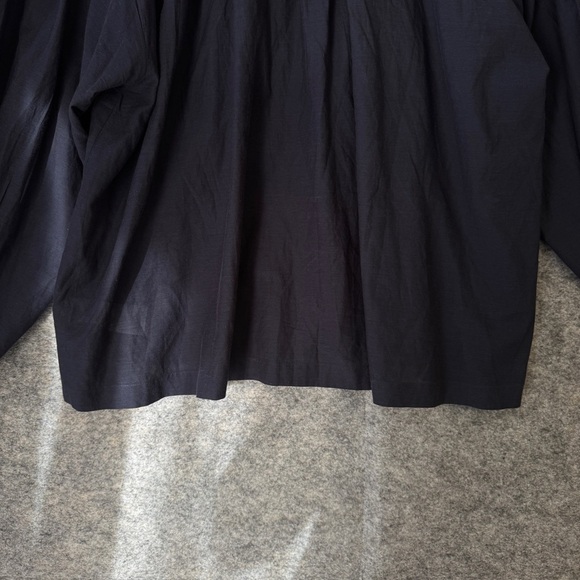 Madewell Shirred Long sleeves Flowy V-neck Navy Blue Blouse Size Large - Picture 11 of 12